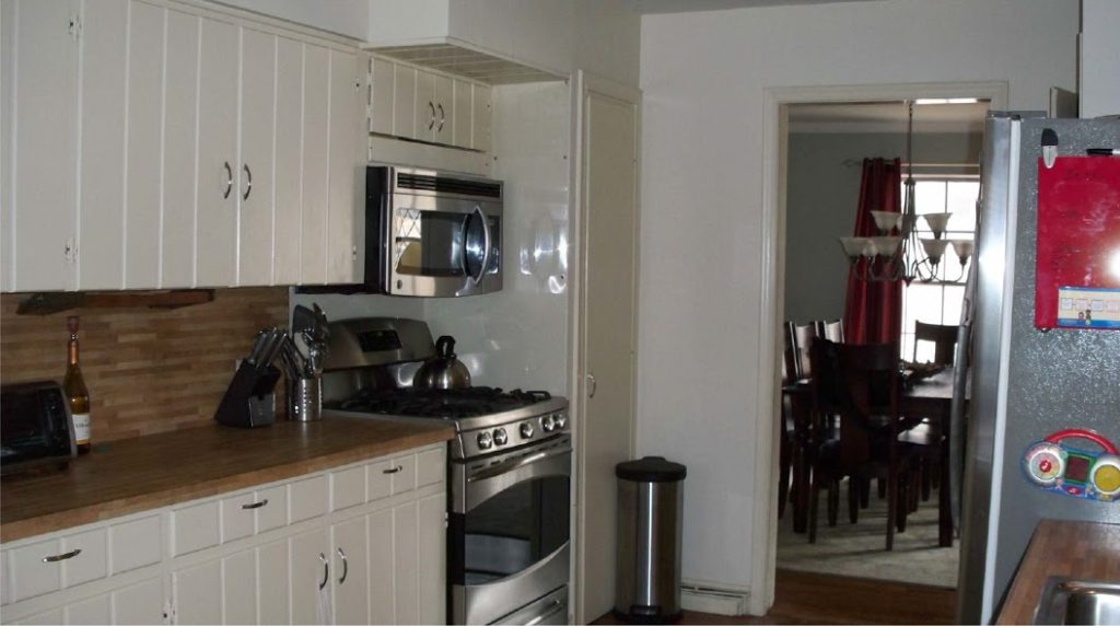 Kitchen before remodel